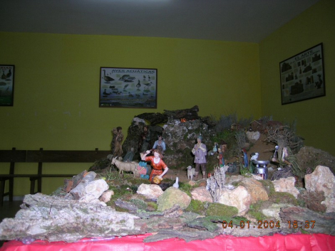 mini-NACIMIENTO ASPARIEGOS2003-4 EN AYUNTAMIENTO 003
