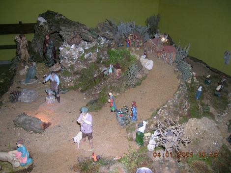 mini-NACIMIENTO ASPARIEGOS2003-4 EN AYUNTAMIENTO 021