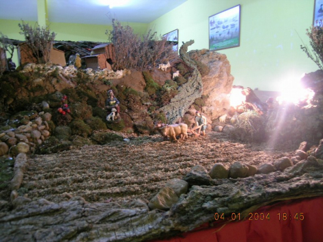 mini-NACIMIENTO ASPARIEGOS2003-4 EN AYUNTAMIENTO 025