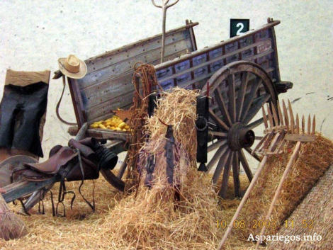 CARRO Y APEROS DE RECOLECION 2