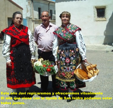 Eugenia, Javier y Agapita