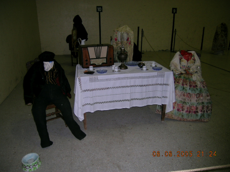 GALANTERIAS TRAJES 002