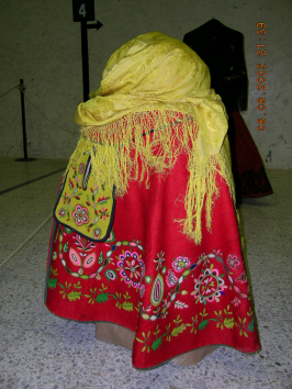 GALANTERIAS TRAJES 069